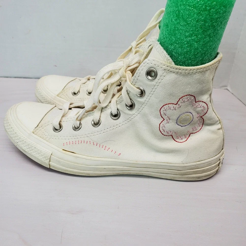 Converse Chuck Taylor All Star High‎ Top Sneakers White Pink Floral Size 8 - Picture 2 of 16
